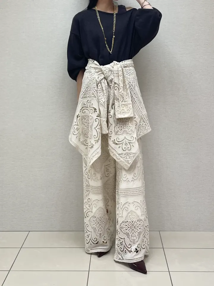 GRACE CONTINENTAL yoshi コーディネート画像