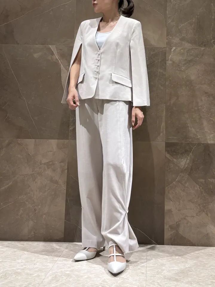 GRACE CONTINENTAL 穐山　香織 コーディネート画像