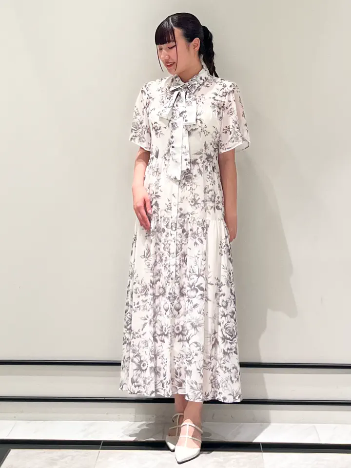 GRACE CONTINENTAL CHISAKO.S コーディネート画像