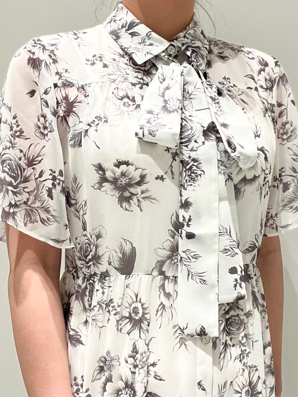 GRACE CONTINENTAL CHISAKO.S コーディネート画像