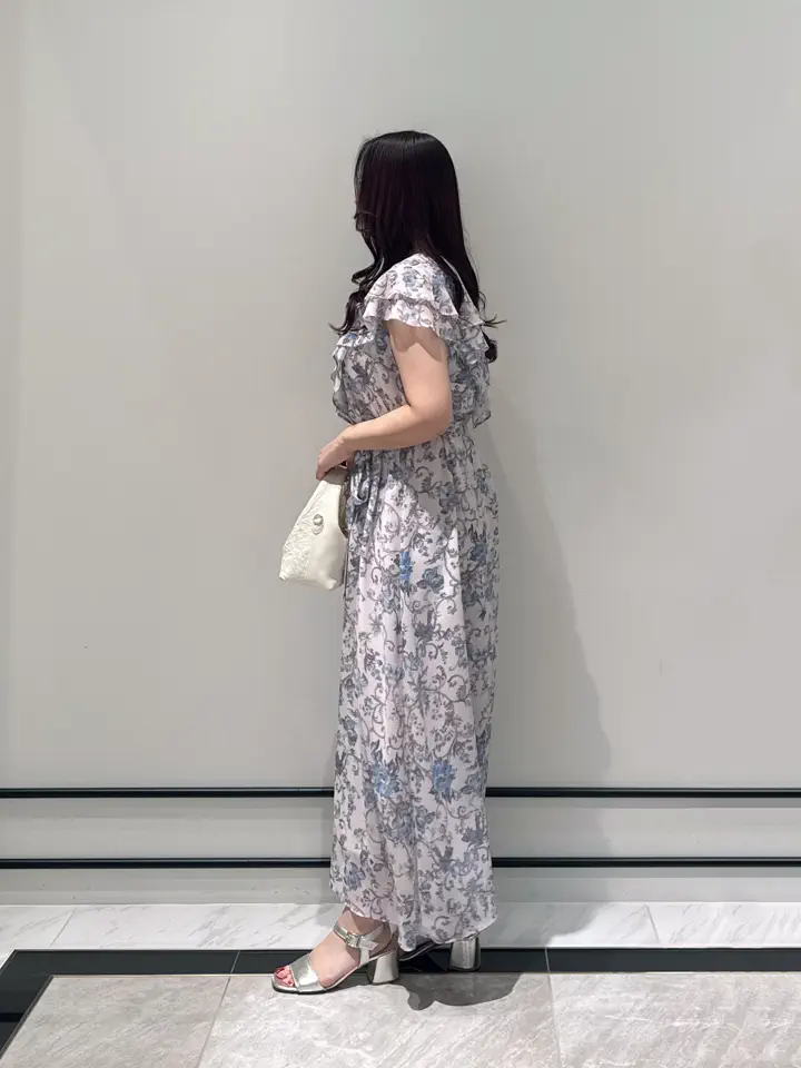 GRACE CONTINENTAL MOMOKO コーディネート画像