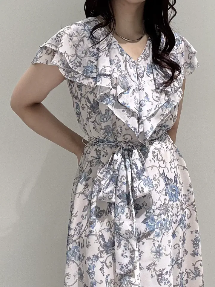 GRACE CONTINENTAL MOMOKO コーディネート画像