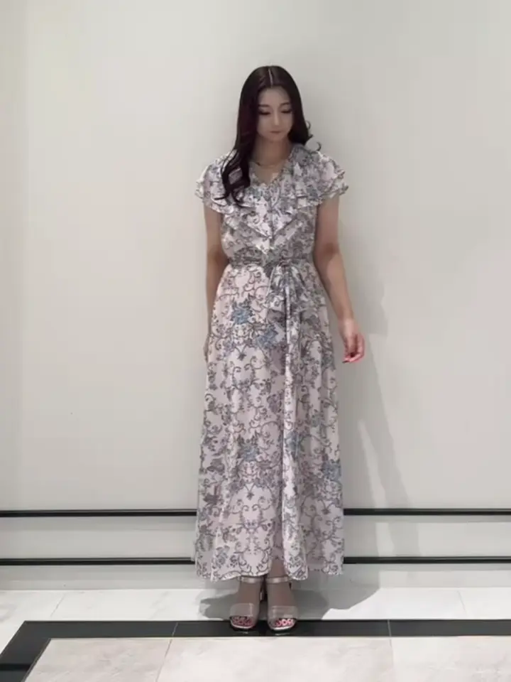 GRACE CONTINENTAL MOMOKO コーディネート画像