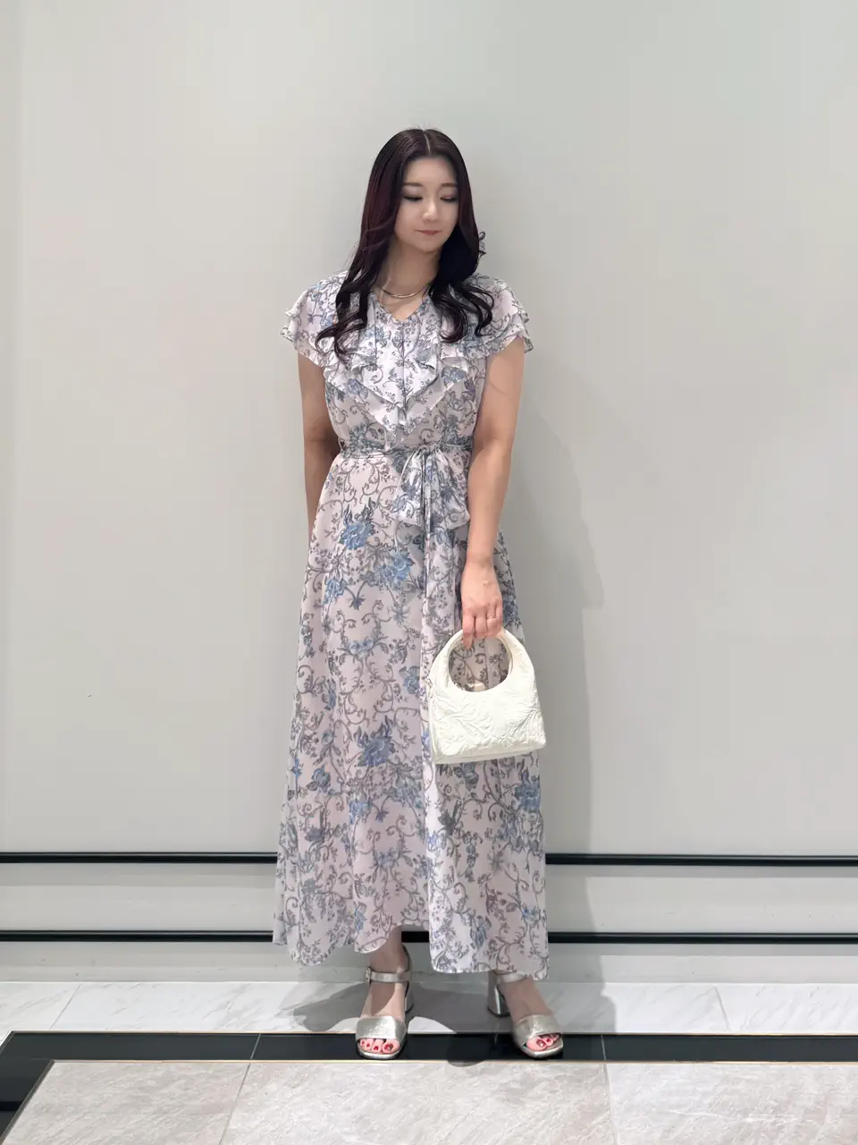 GRACE CONTINENTAL MOMOKO コーディネート画像