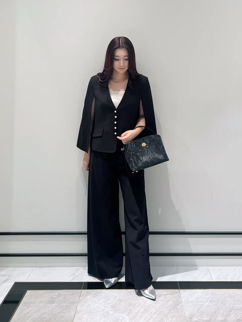 GRACE CONTINENTAL MOMOKO コーディネート画像