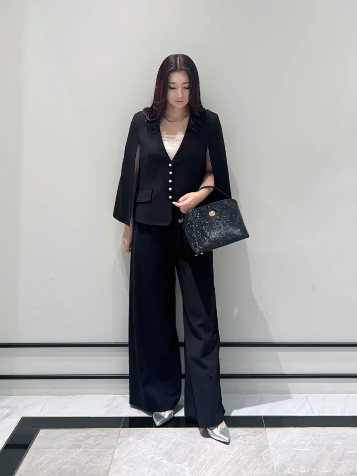 GRACE CONTINENTAL MOMOKO コーディネート画像