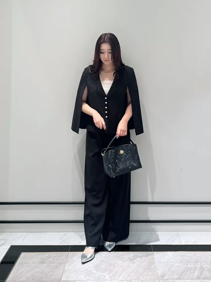 GRACE CONTINENTAL MOMOKO コーディネート画像