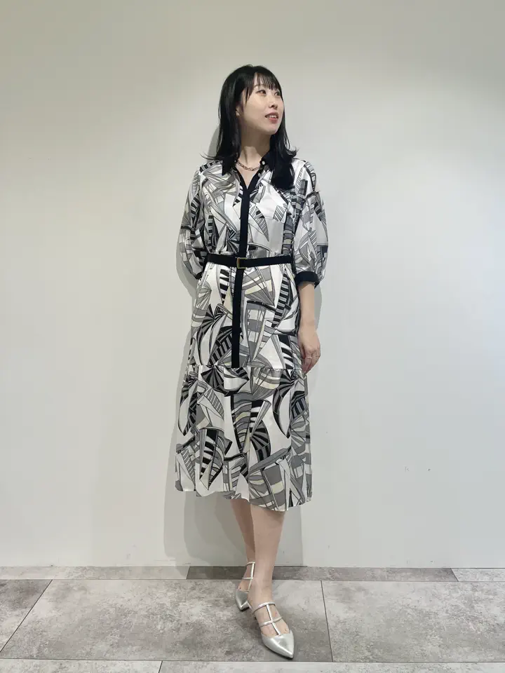 GRACE CONTINENTAL 端場 わかな コーディネート画像