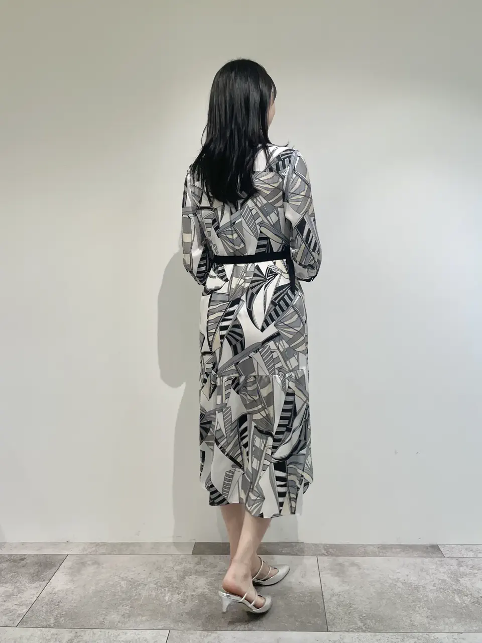 GRACE CONTINENTAL 端場 わかな コーディネート画像