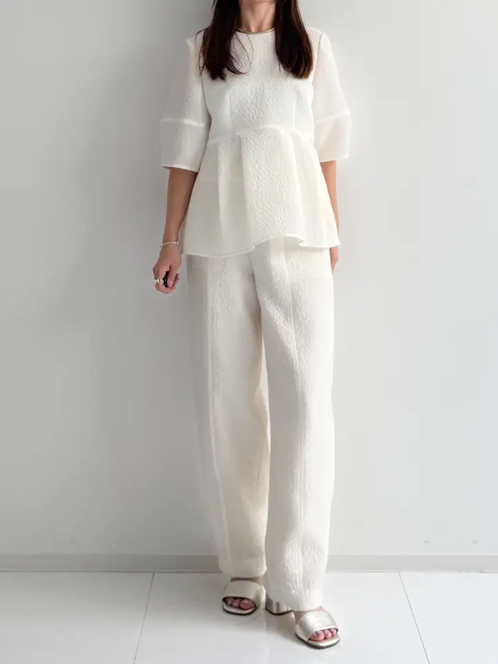 GRACE CONTINENTAL 古川温子 コーディネート画像