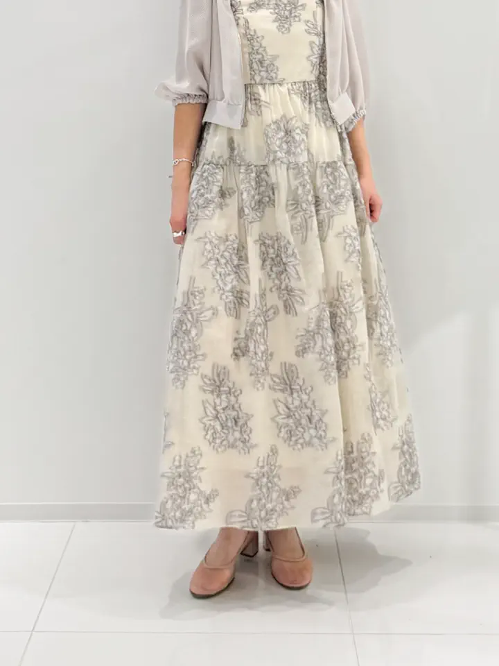 GRACE CONTINENTAL 古川温子 コーディネート画像