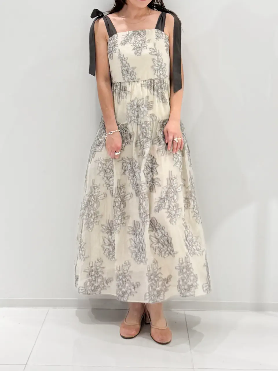 GRACE CONTINENTAL 古川温子 コーディネート画像