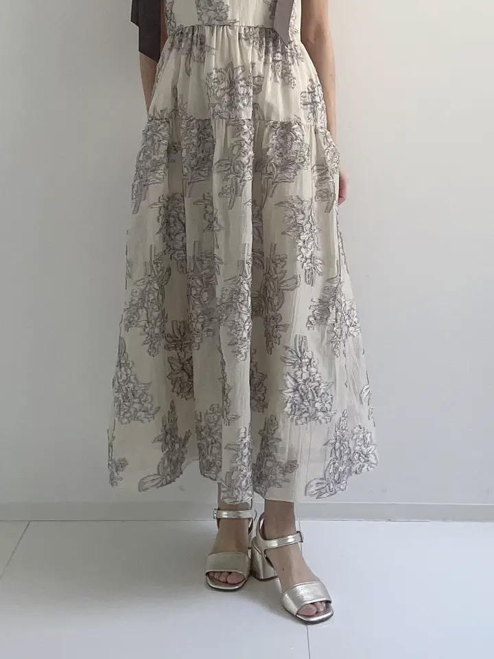 GRACE CONTINENTAL  Sekine コーディネート画像