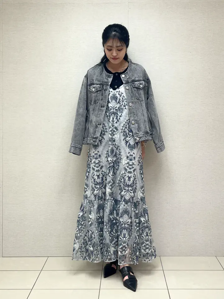 GRACE CONTINENTAL yoshi コーディネート画像