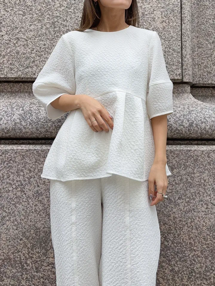 GRACE CONTINENTAL yukimi yonee コーディネート画像