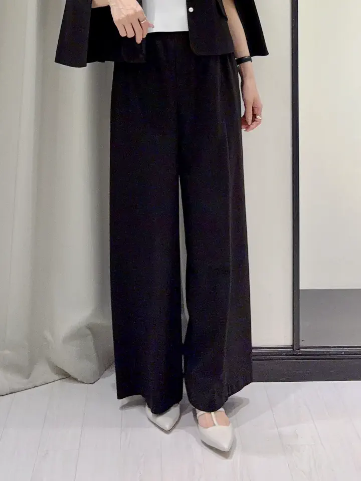 GRACE CONTINENTAL 亀田 未希 コーディネート画像