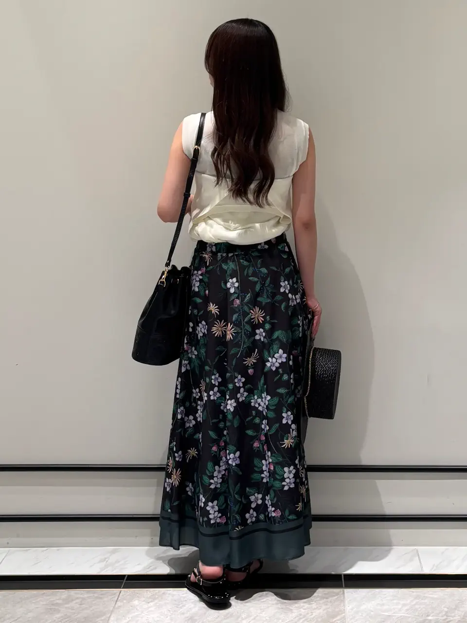 GRACE CONTINENTAL Kikuchi コーディネート画像