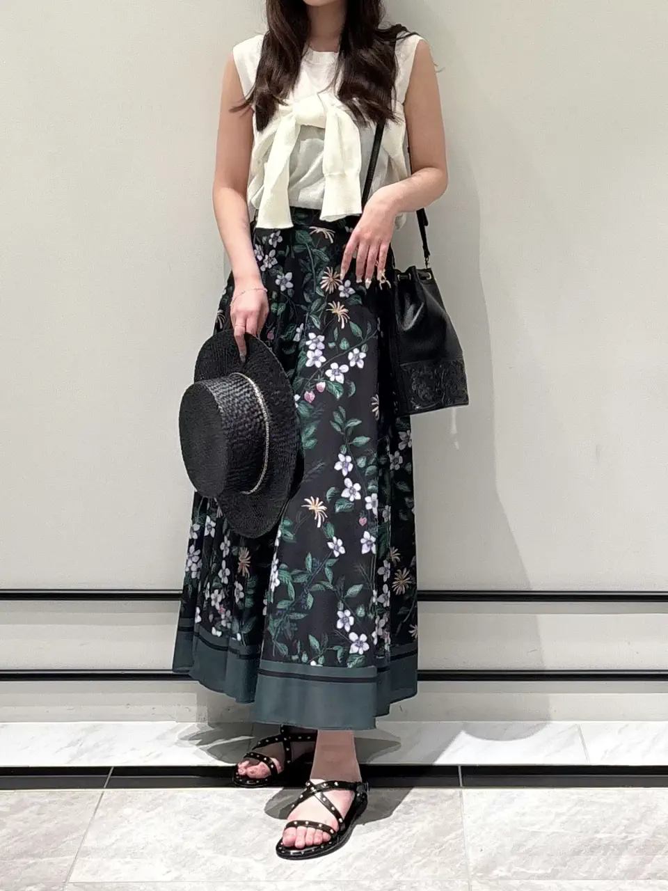 GRACE CONTINENTAL Kikuchi コーディネート画像