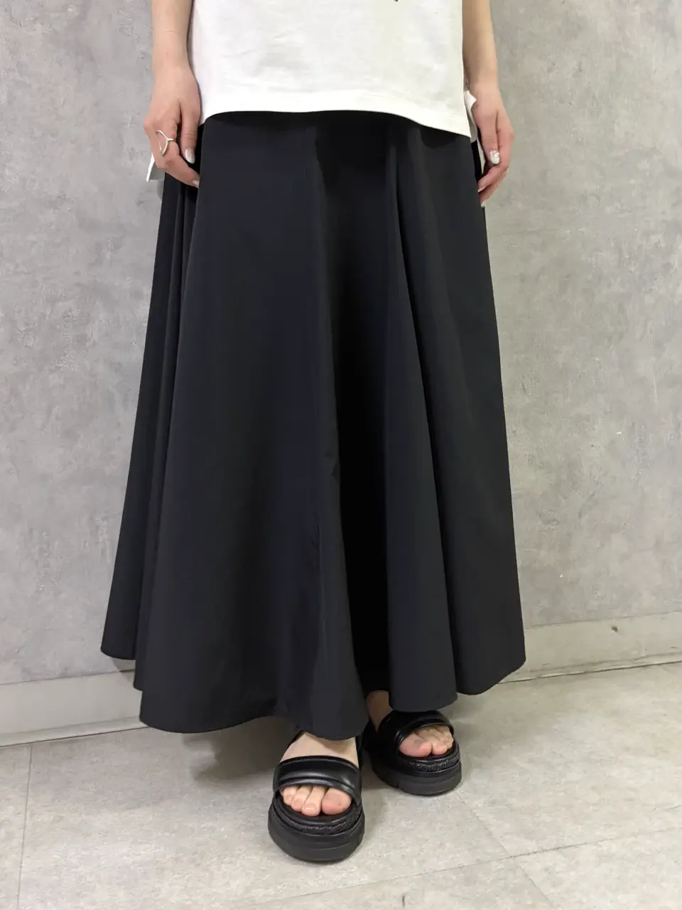 GRACE CONTINENTAL kobayashi コーディネート画像