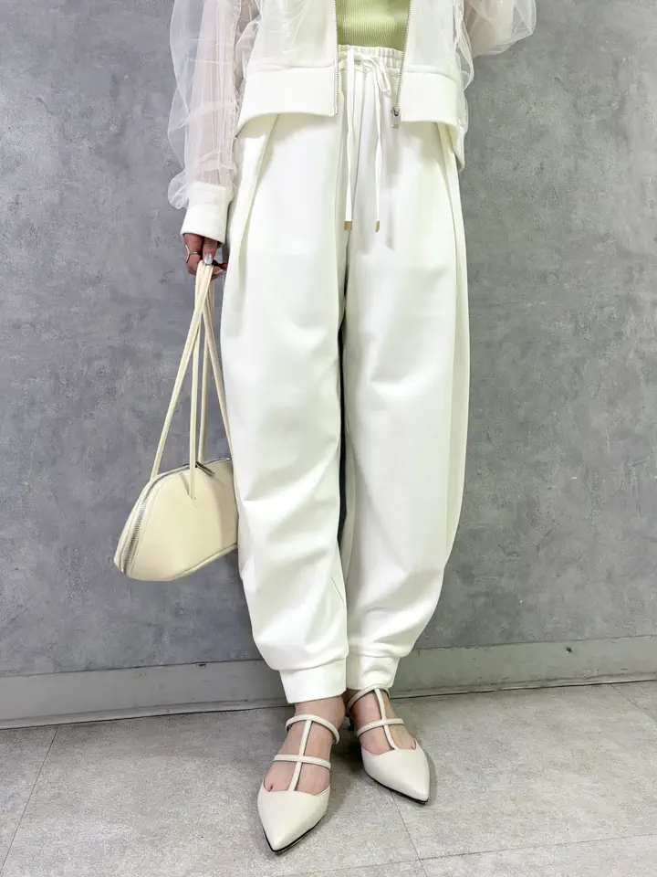 GRACE CONTINENTAL kobayashi コーディネート画像