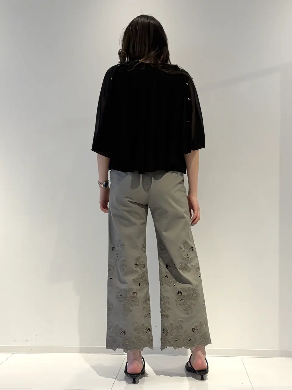 GRACE CONTINENTAL 𝙆𝙄𝙈𝙐 コーディネート画像