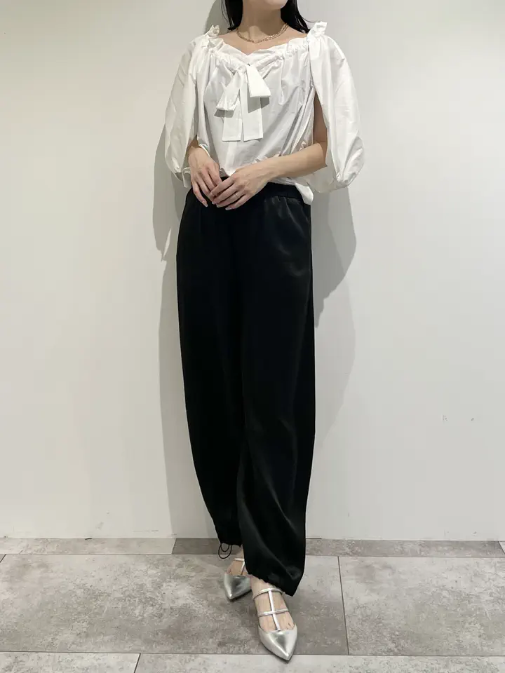 GRACE CONTINENTAL 端場 わかな コーディネート画像