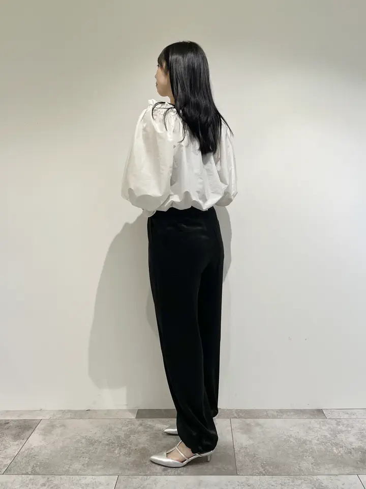 GRACE CONTINENTAL 端場 わかな コーディネート画像