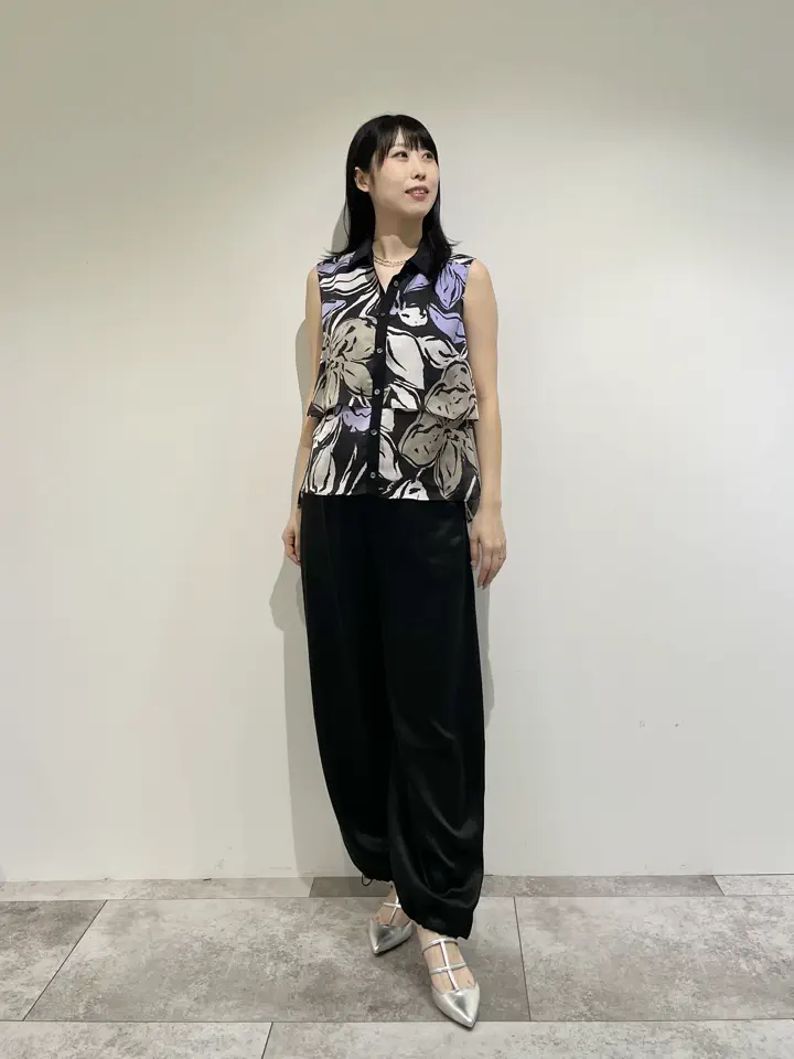 GRACE CONTINENTAL 端場 わかな コーディネート画像