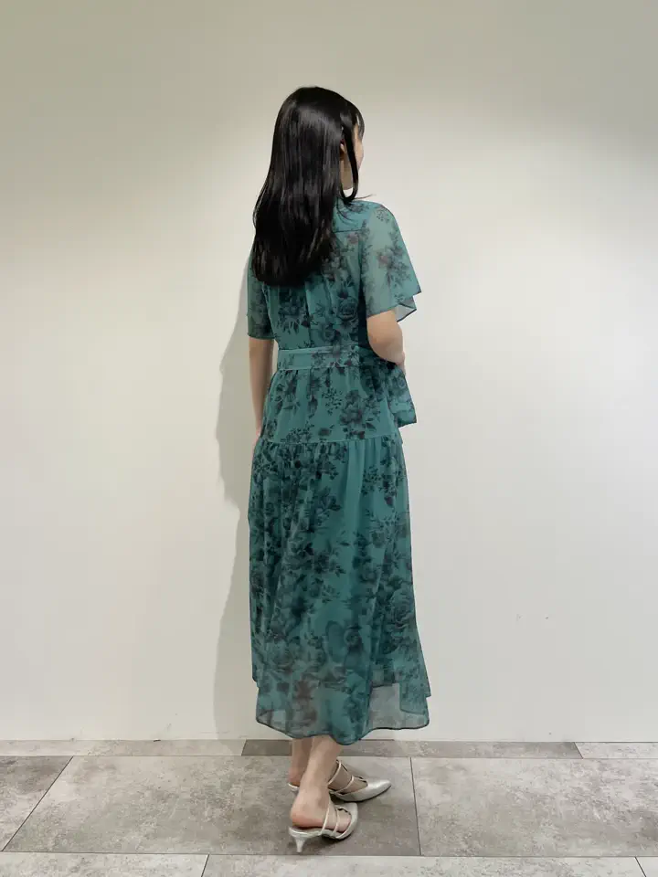 GRACE CONTINENTAL 端場 わかな コーディネート画像