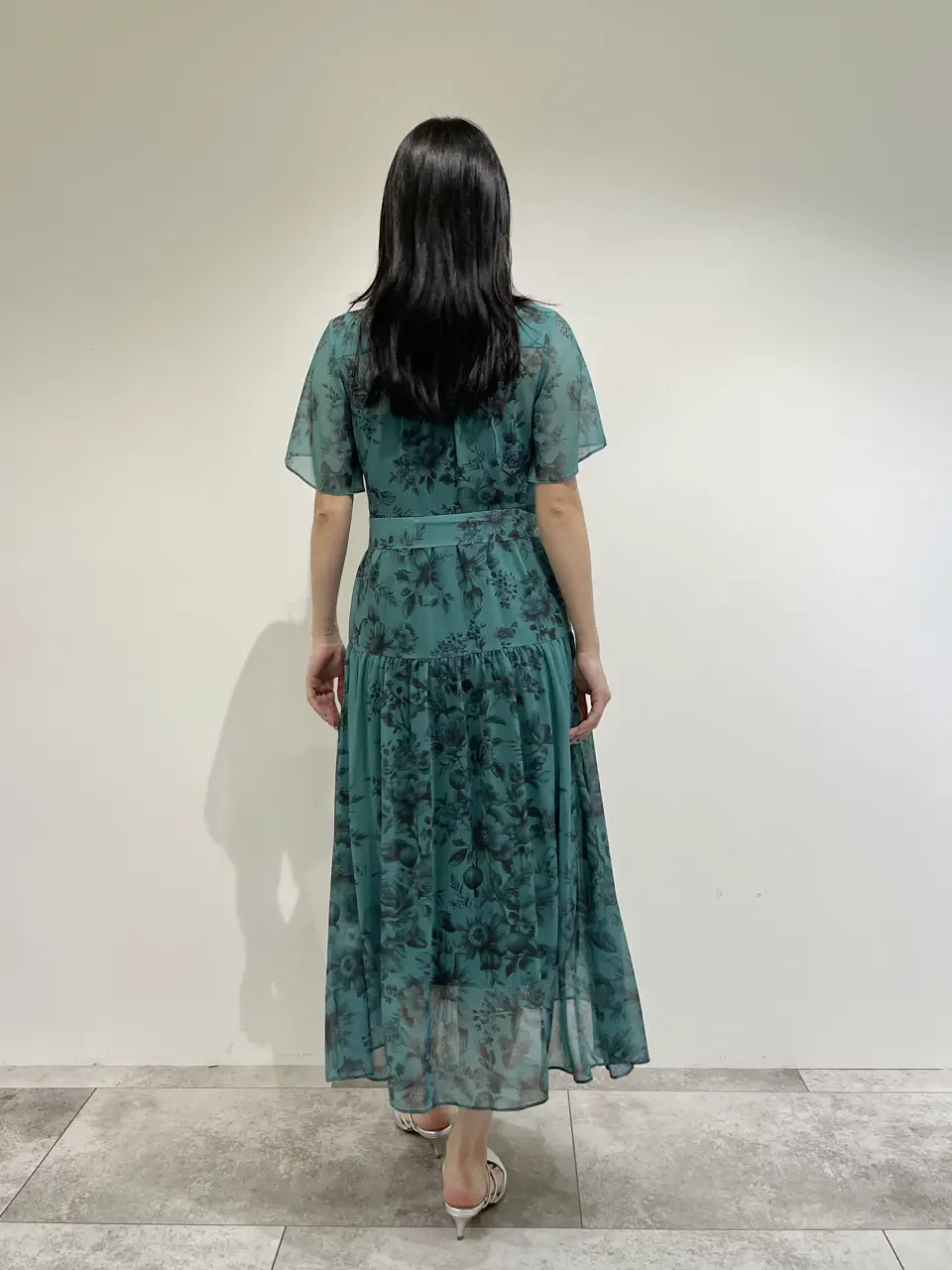 GRACE CONTINENTAL 端場 わかな コーディネート画像