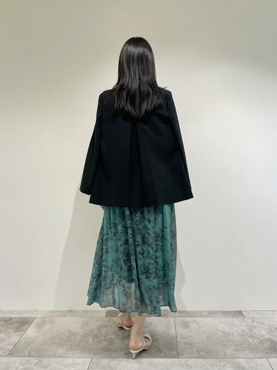 GRACE CONTINENTAL 端場 わかな コーディネート画像