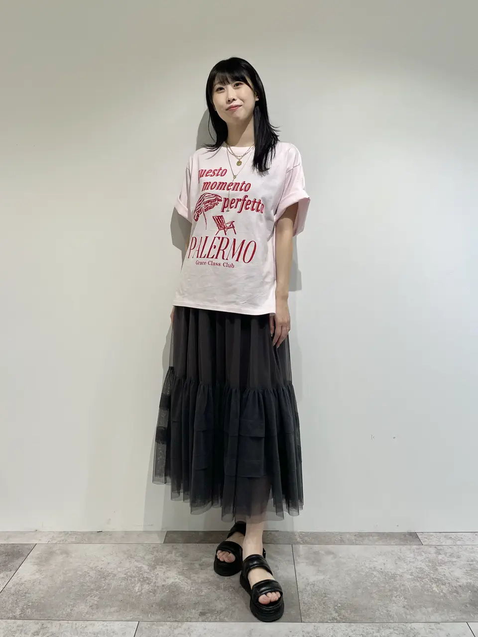 GRACE CONTINENTAL 端場 わかな コーディネート画像