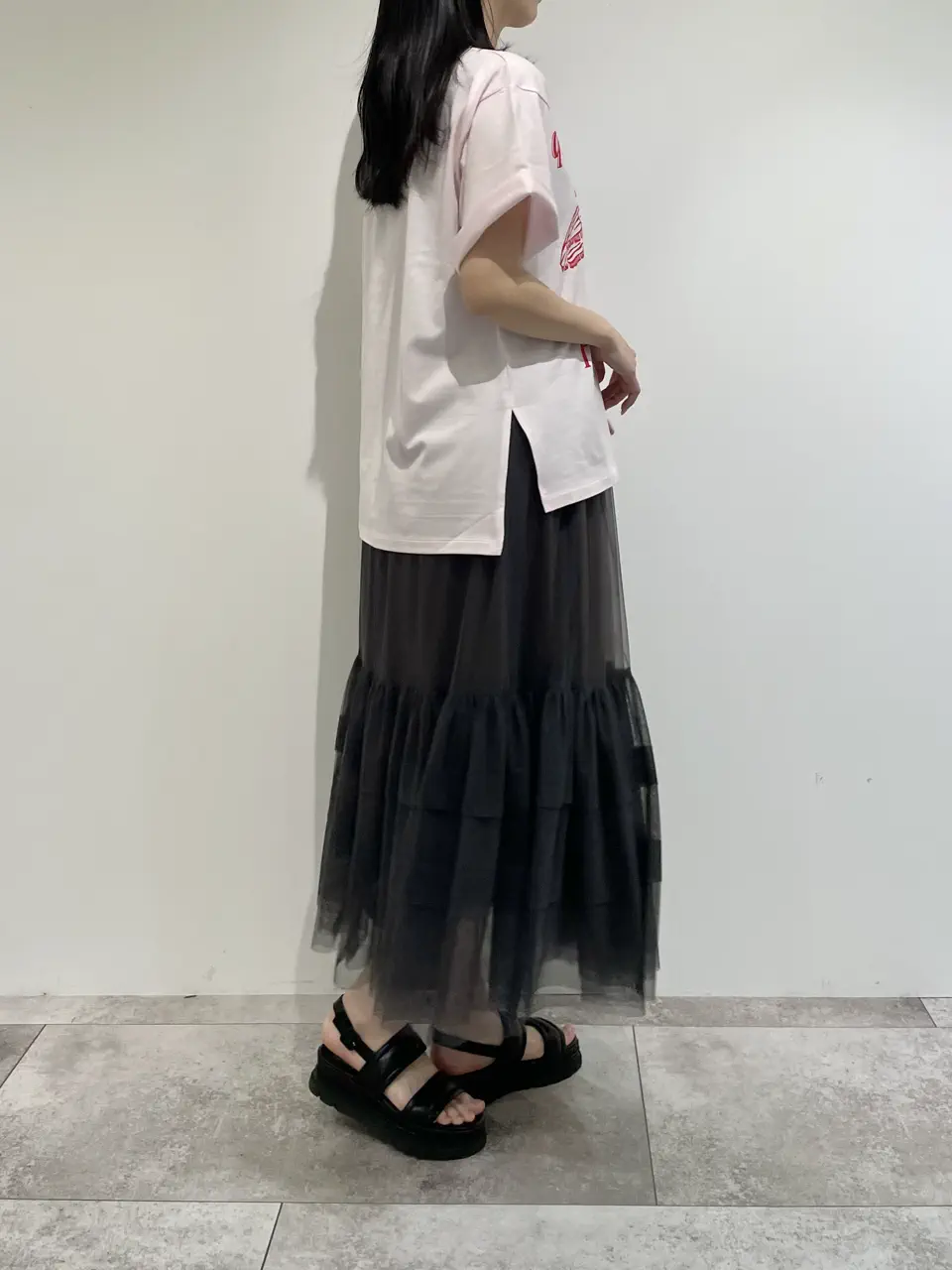 GRACE CONTINENTAL 端場 わかな コーディネート画像