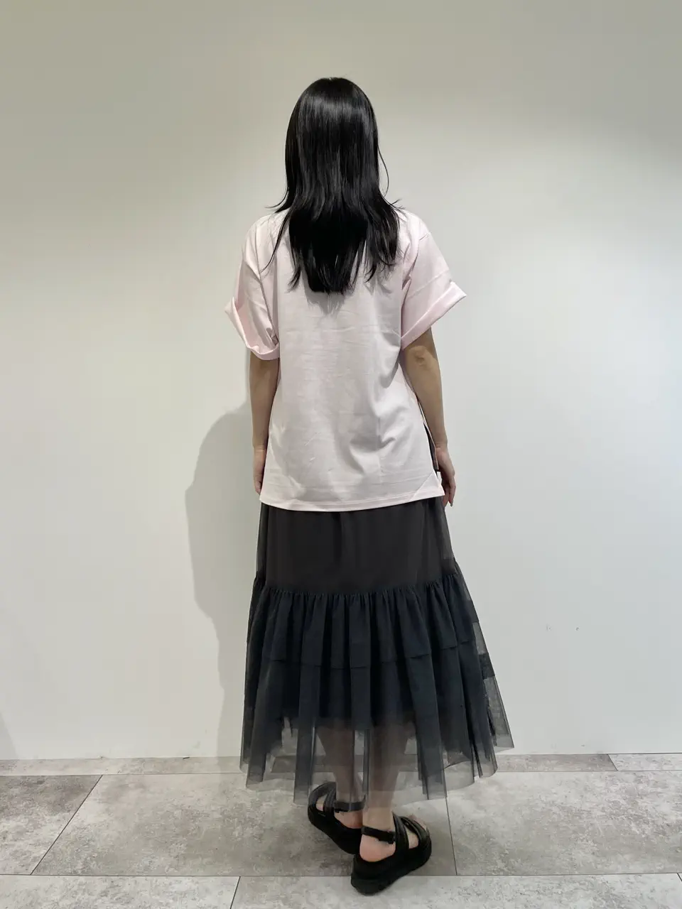 GRACE CONTINENTAL 端場 わかな コーディネート画像