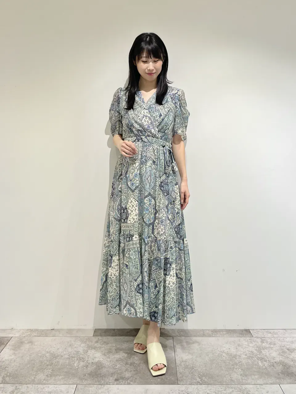 GRACE CONTINENTAL 端場 わかな コーディネート画像