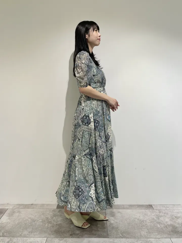 GRACE CONTINENTAL 端場 わかな コーディネート画像