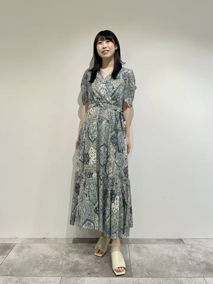 GRACE CONTINENTAL 端場 わかな コーディネート画像