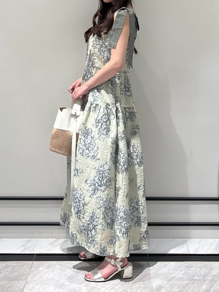 GRACE CONTINENTAL Kikuchi コーディネート画像