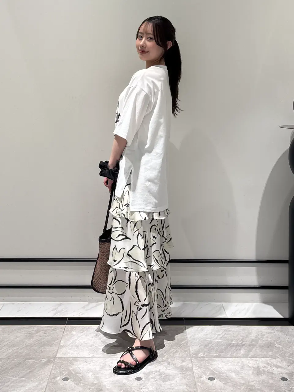 GRACE CONTINENTAL Kikuchi コーディネート画像