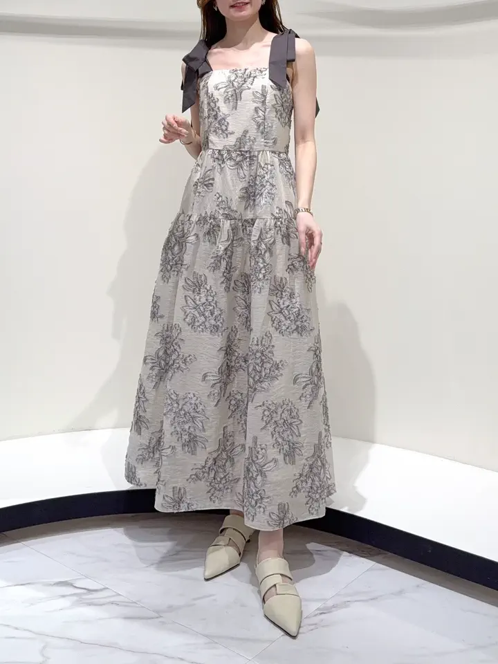 GRACE CONTINENTAL Suzuka コーディネート画像