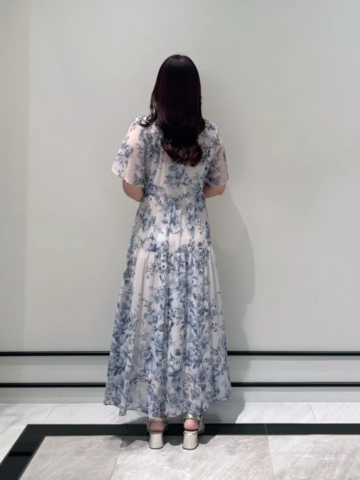 GRACE CONTINENTAL MOMOKO コーディネート画像