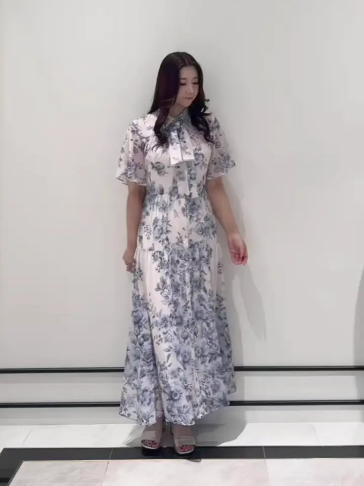 GRACE CONTINENTAL MOMOKO コーディネート画像