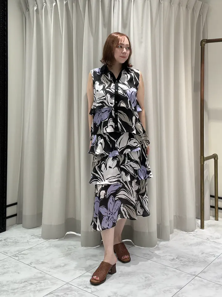 GRACE CONTINENTAL Izumi コーディネート画像