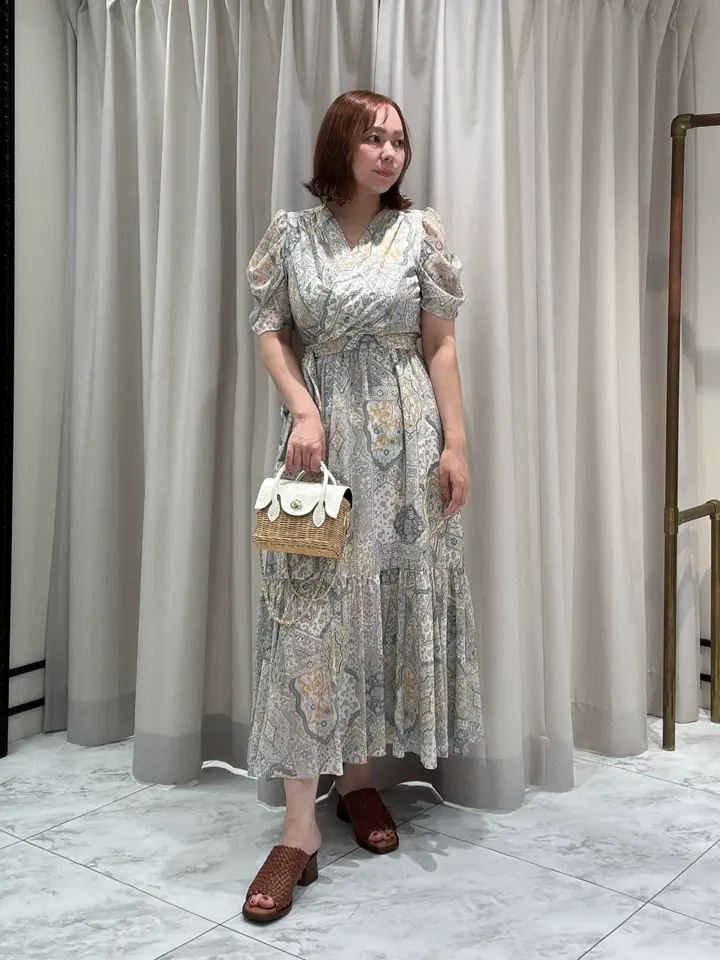 GRACE CONTINENTAL Izumi コーディネート画像