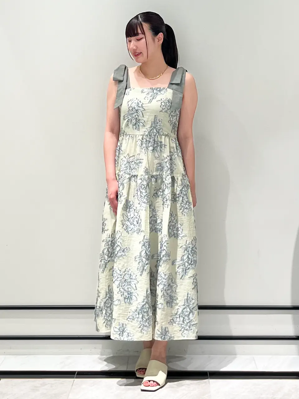 GRACE CONTINENTAL CHISAKO.S コーディネート画像