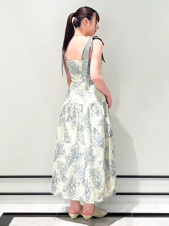 GRACE CONTINENTAL CHISAKO.S コーディネート画像