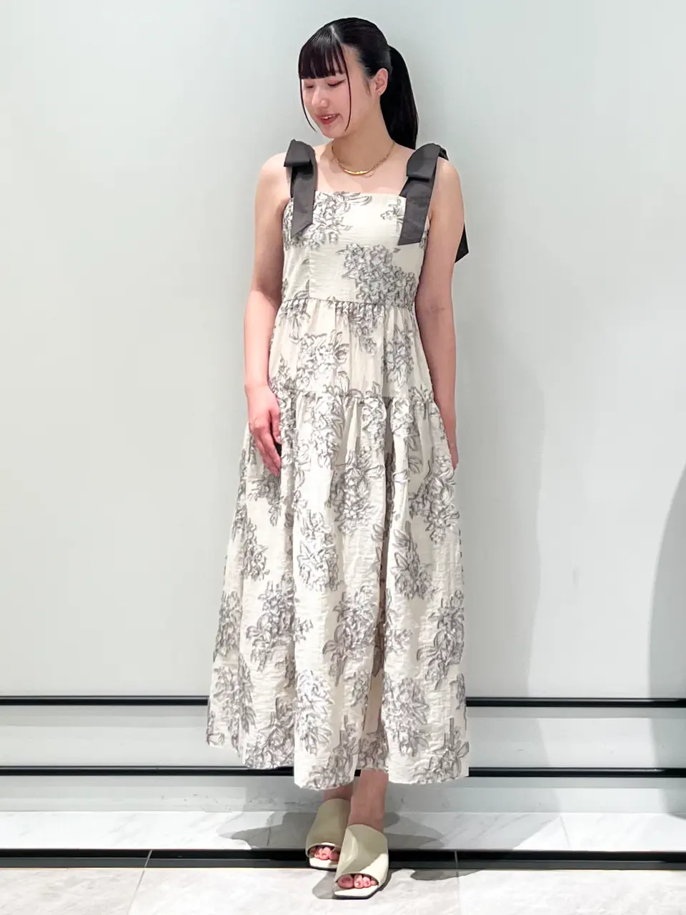 GRACE CONTINENTAL CHISAKO.S コーディネート画像