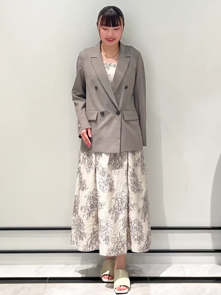 GRACE CONTINENTAL CHISAKO.S コーディネート画像