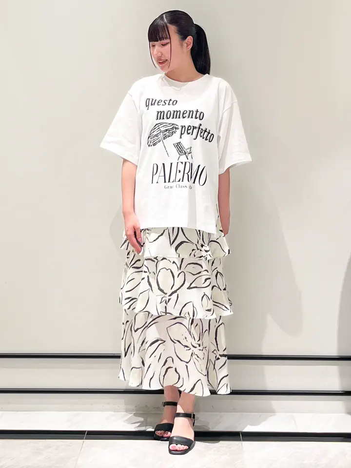 GRACE CONTINENTAL CHISAKO.S コーディネート画像