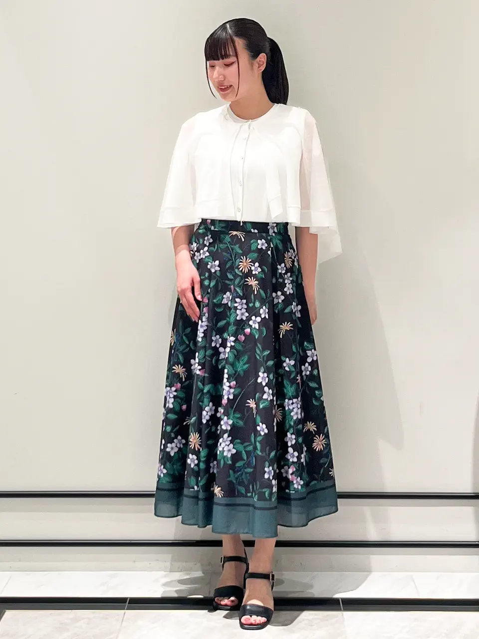 GRACE CONTINENTAL CHISAKO.S コーディネート画像